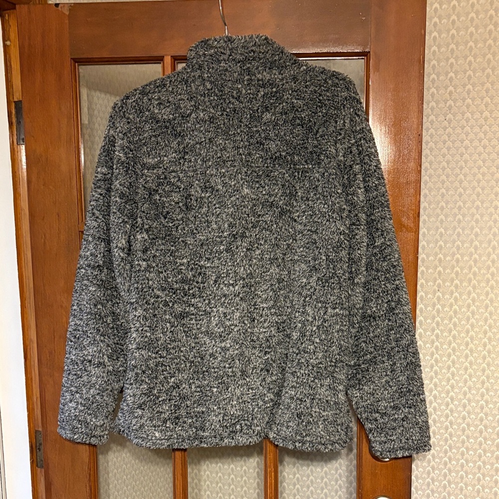 Alpine Sherpa Fleece Quarter-Zip in Gray - Picture 5 of 5